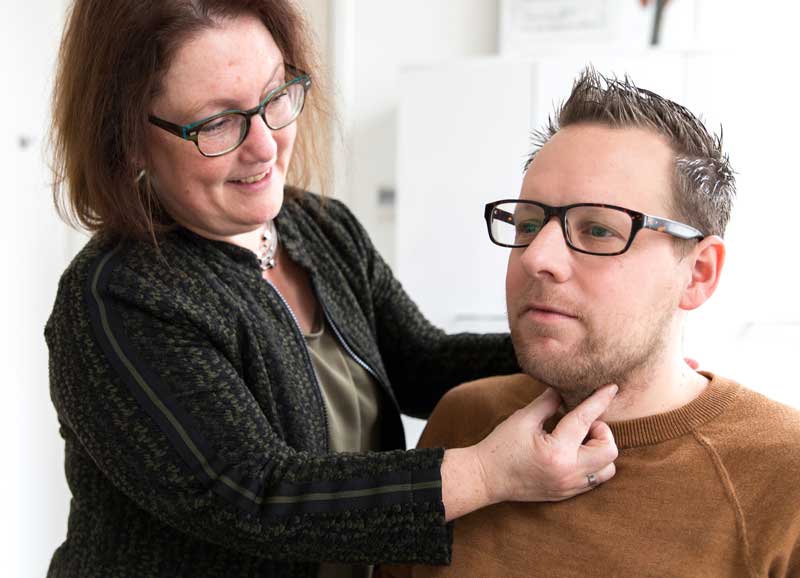 Manuele facilitatie stemtherapie Breda